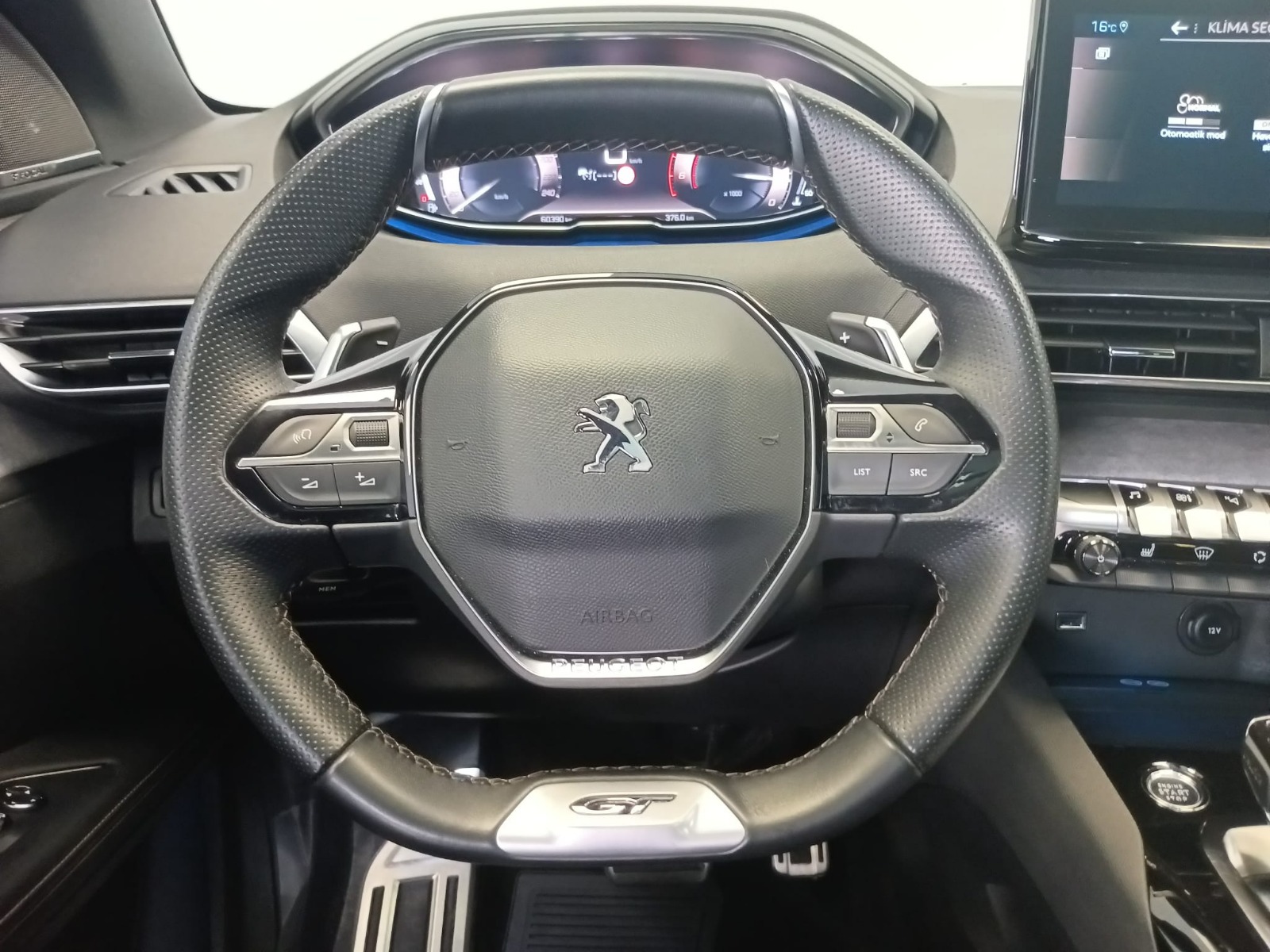PEUGEOT 5008 29
